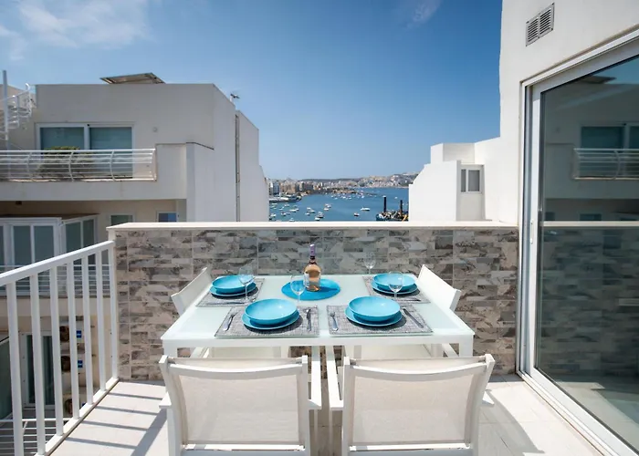 Seaview Portside Penthouse Superior Daire