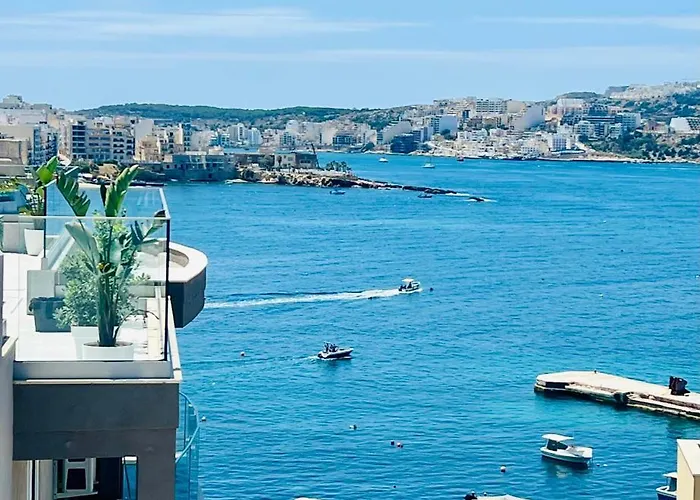 Seaview Portside Penthouse Superior *