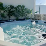 Seaview Portside Penthouse Superior